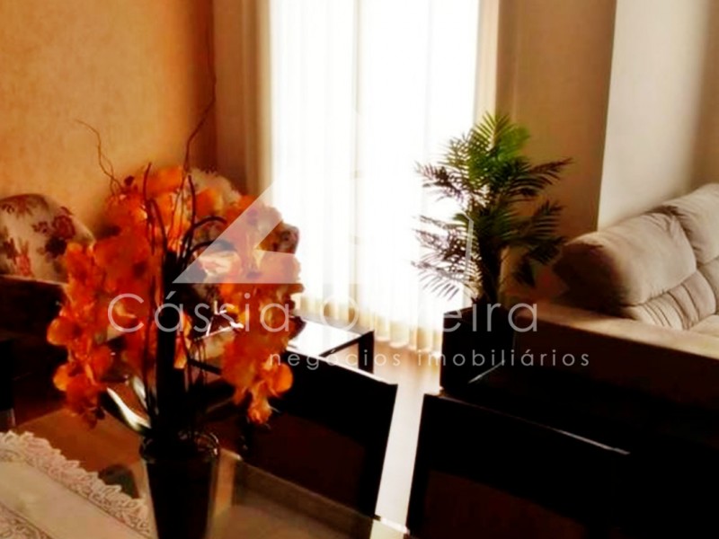 APARTAMENTO À VENDA AVENIDA CARAMURU