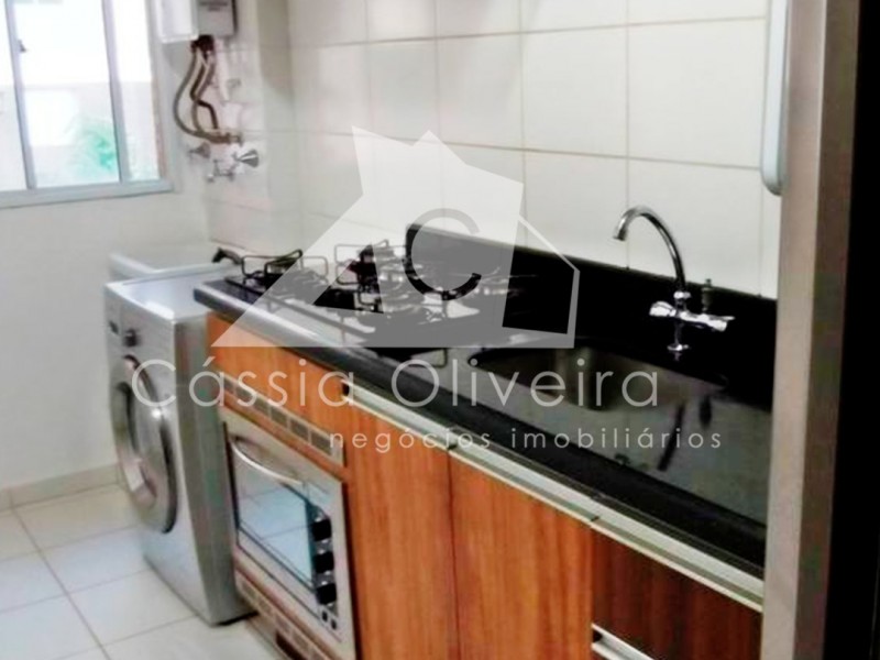 APARTAMENTO À VENDA AVENIDA CARAMURU