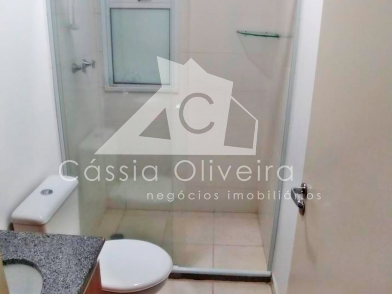 APARTAMENTO À VENDA AVENIDA CARAMURU